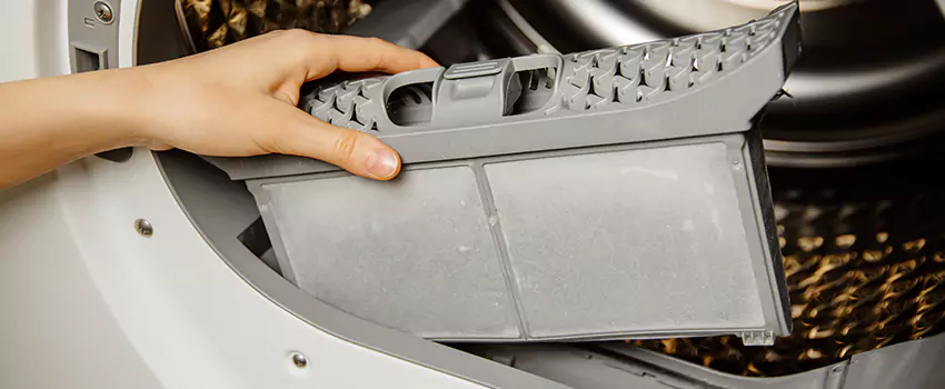 Signs Of A Clogged Dryer Lint Trap in Wisconsin Rapids, Wisconsin